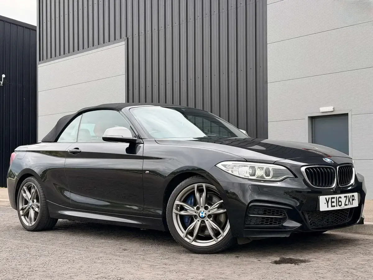 Used BMW M235 Luxury Line 2016 Black Cabriolet
