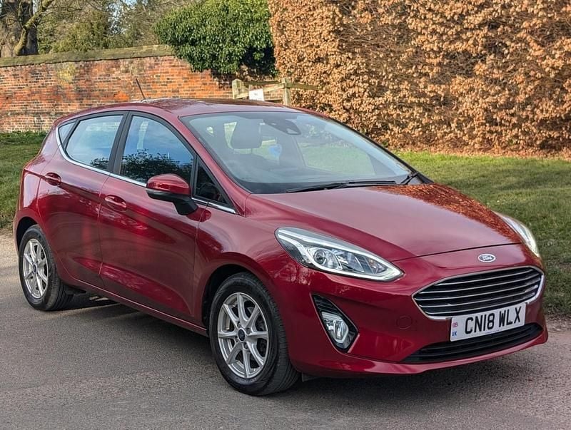 Red Used 2018 Ford Fiesta Zetec Hatchback | £7,995 (Super price) - Image 1/4