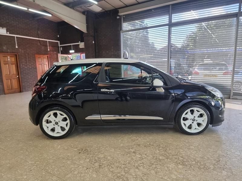 Used Citroën DS3 PureTech 110 HP (80 kW) 2015 Black Hatchback