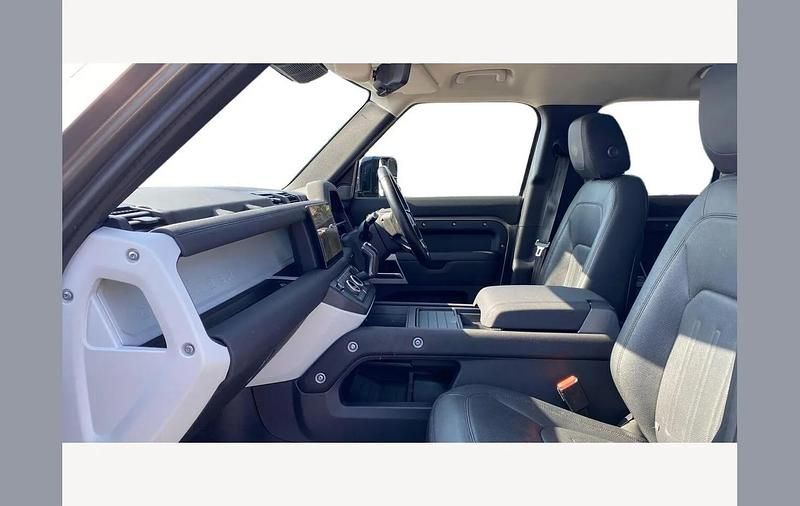 Usado Land Rover Defender 404 HP (297 kW) 2022 Prateado SUV