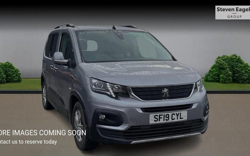 Used Peugeot Rifter Allure 102 HP (75 kW) 2023 MPV