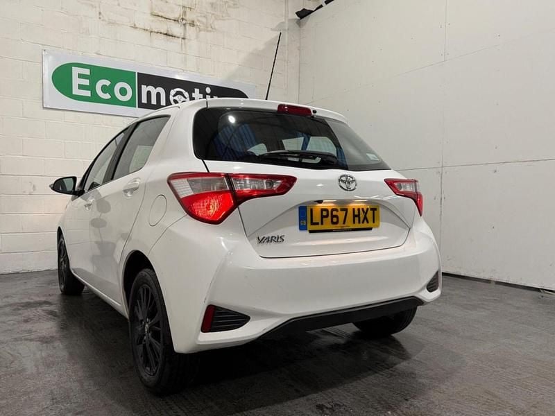 Used Toyota Yaris 2018 White Hatchback
