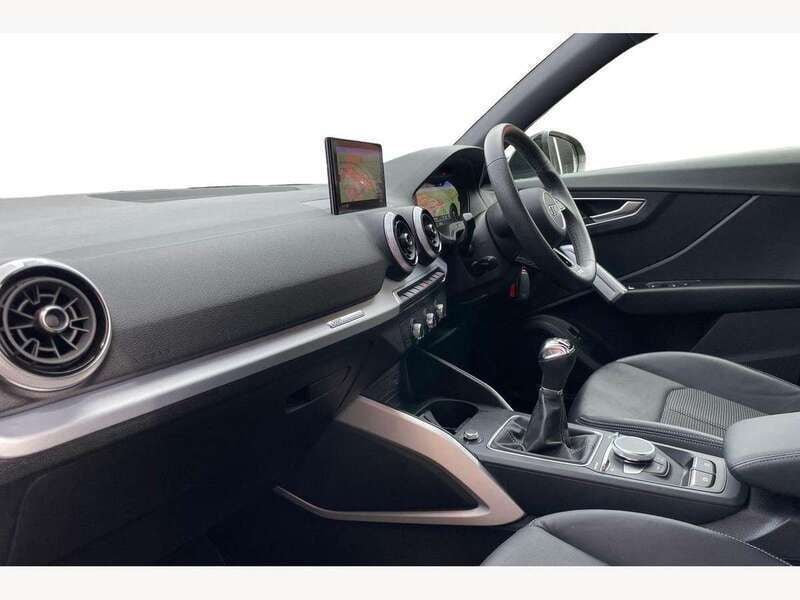 Image 2/4