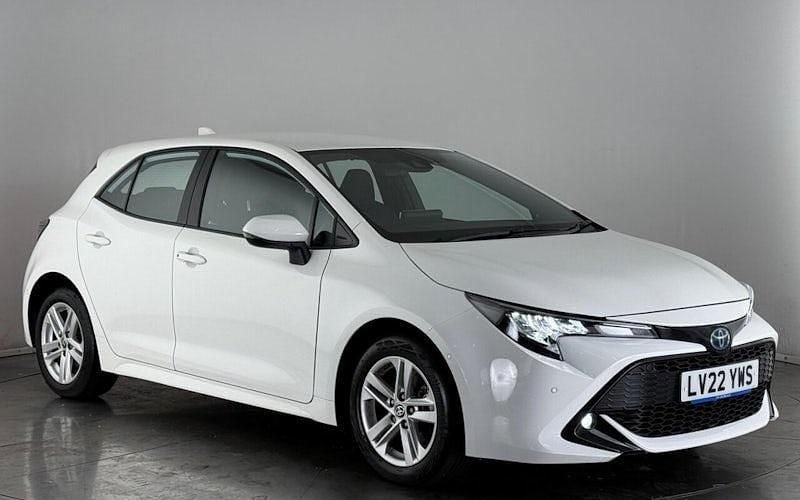 White Used 2022 Toyota Corolla Hatchback | £16,550 (Good price) - Image 1/3