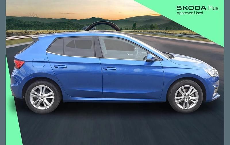 Used Skoda Fabia SE L 113 HP (83 kW) 2024 Race blue metallic Hatchback