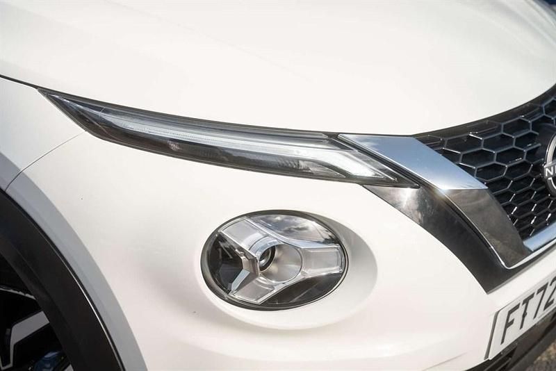 Used Nissan Juke Acenta 117 HP (86 kW) 2023 White SUV