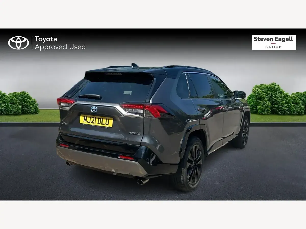Used Toyota RAV4 218 HP (160 kW) 2021 Grey/black SUV