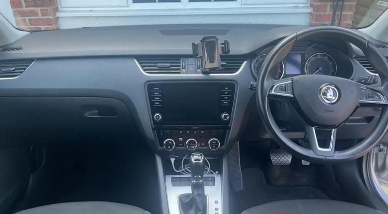 Used Skoda Octavia SE Drive 150 HP (110 kW) 2020 Silver Estate