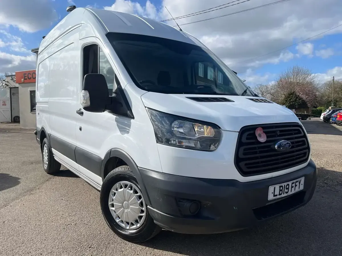 Used Ford Transit 131 HP (96 kW) 2019 White Van