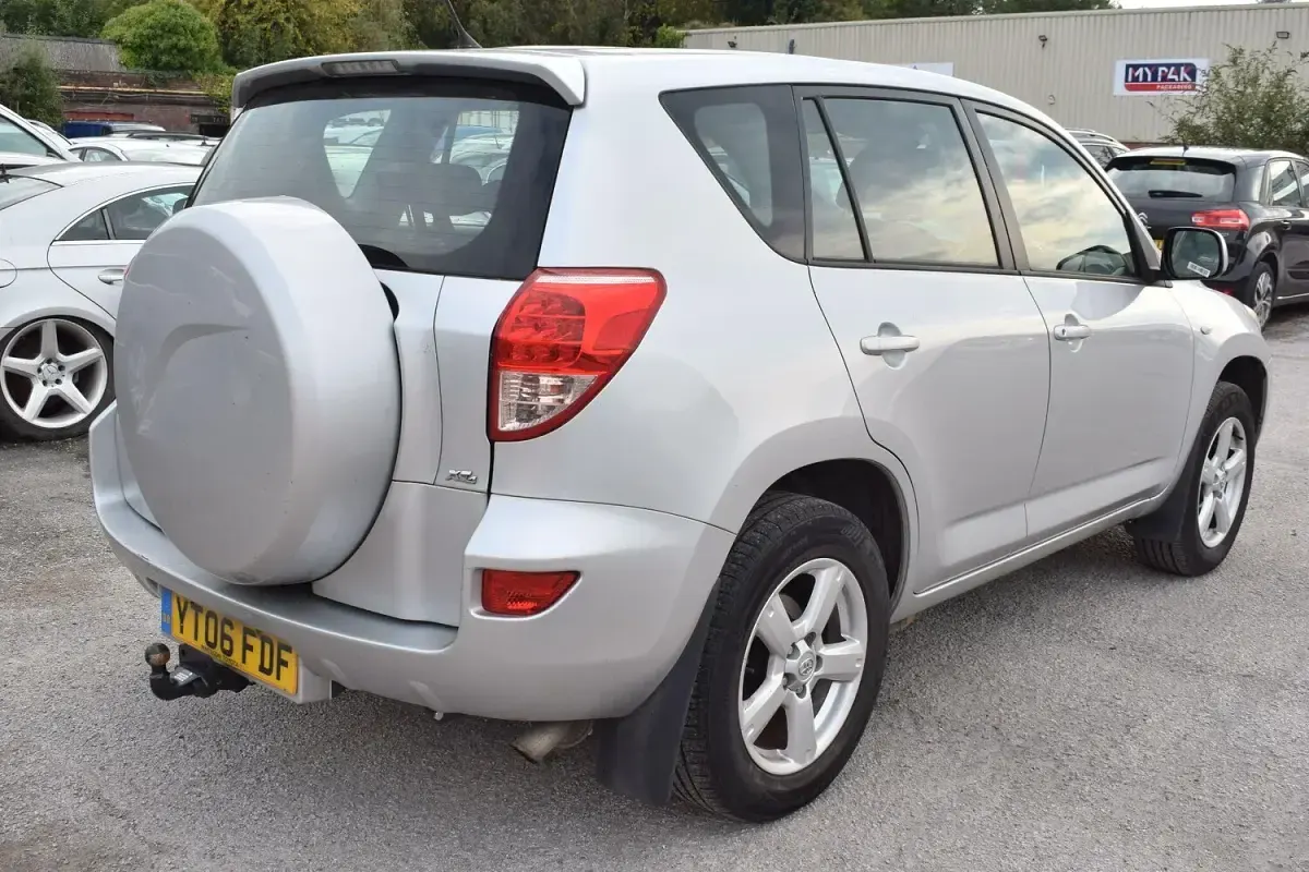 Used Toyota RAV4 2006 Silver SUV