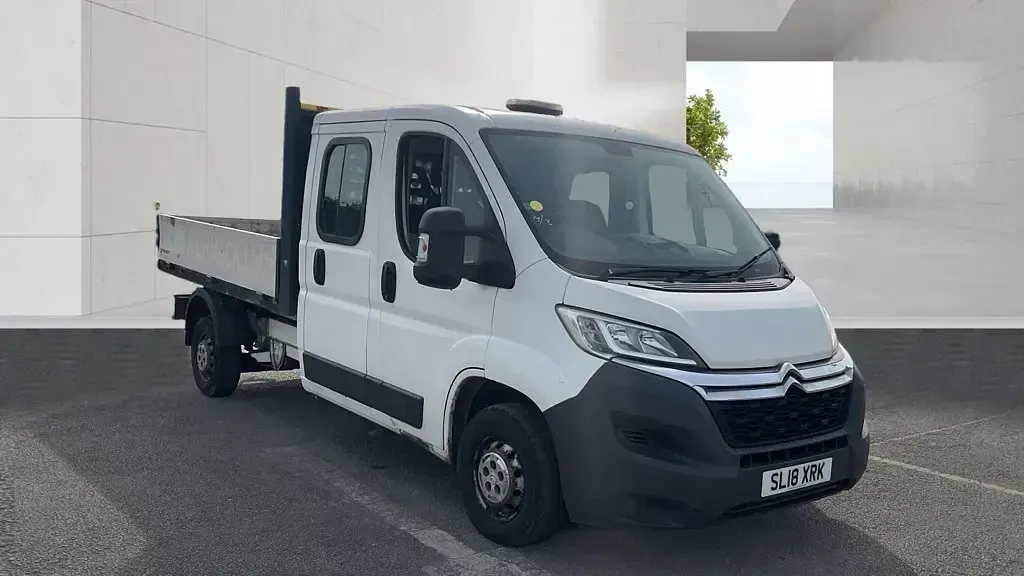 Usado Citroën Relay 130 HP (95 kW) 2018 Branco Van