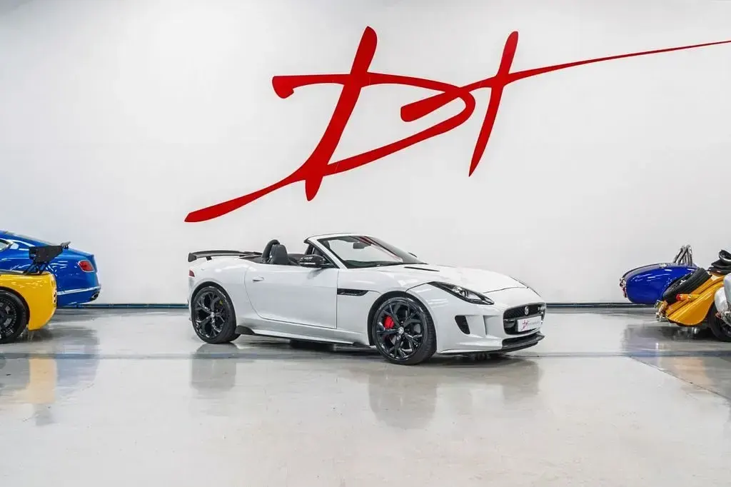 Used Jaguar F-Type Supercharged 495 HP (364 kW) 2013 White Cabriolet