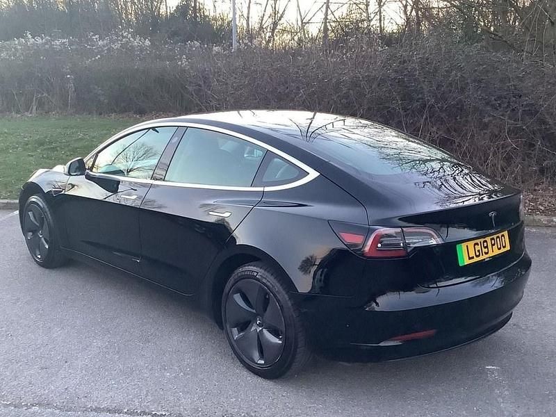 Used Tesla Model 3 Standard Range Plus 239 kW (325 HP) 2019 Black Sedan