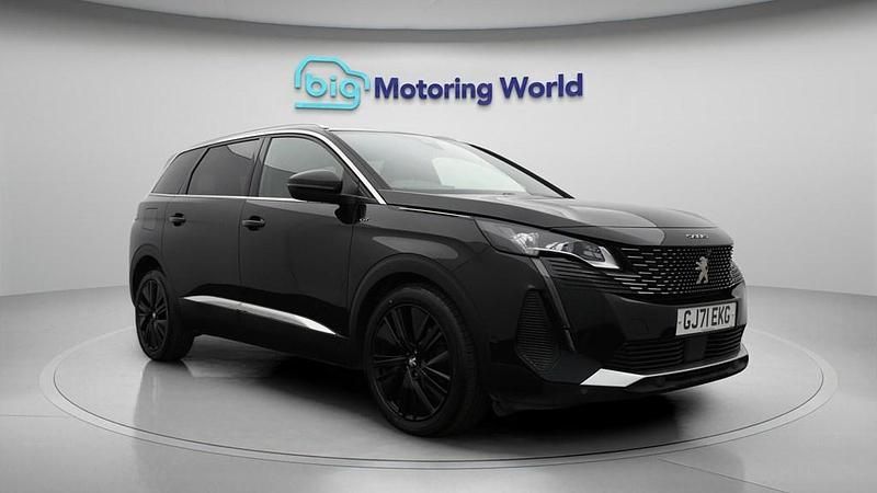 Used Peugeot 5008 Premium 130 HP (95 kW) 2021 Black SUV