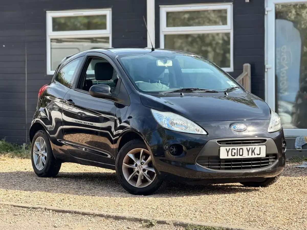 Used Ford Ka 69 HP (50 kW) 2010 Black Hatchback