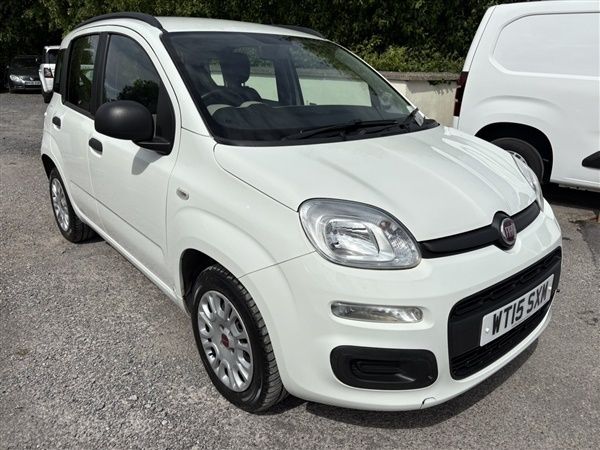 White Used 2015 Fiat Panda Easy Hatchback | £4,995 (Fair price) - Image 1/1