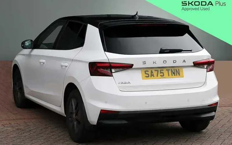 Used Skoda Fabia Design Edition 95 HP (69 kW) 2025 Candy white black magic pearl effect Hatchback