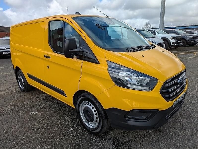 Used Ford Transit Custom 130 HP (95 kW) 2022 Yellow Van
