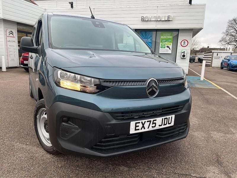 New Citroën Berlingo 101 HP (74 kW) 2026 Blue MPV