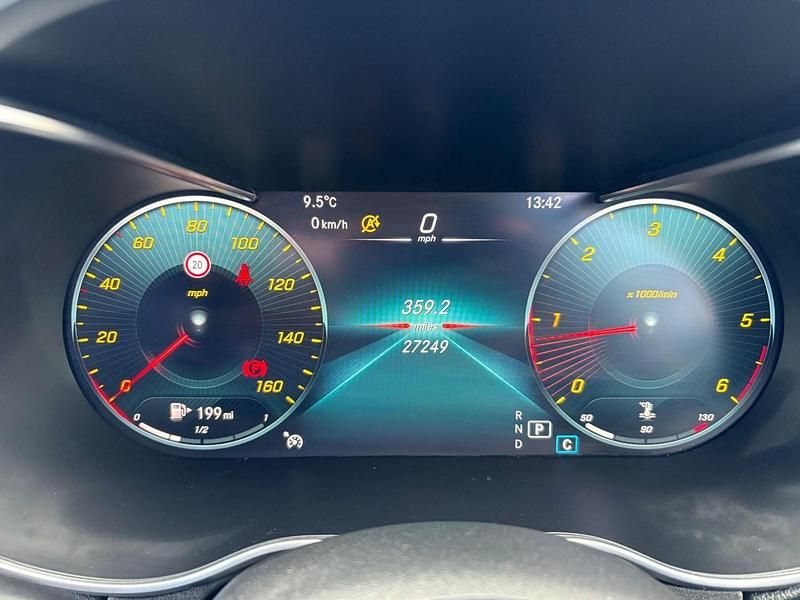 Used Mercedes C220 AMG Line Premium 194 HP (142 kW) 2020 Blue Sedan