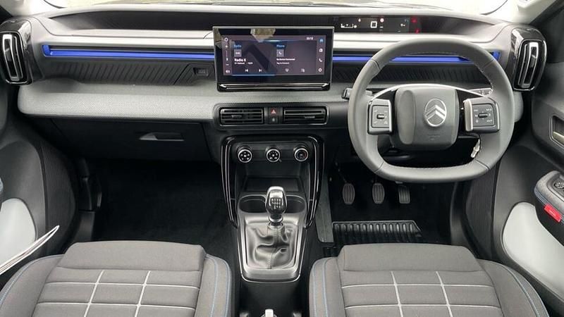 New Citroën C3 99 HP (72 kW) 2025 Grey SUV