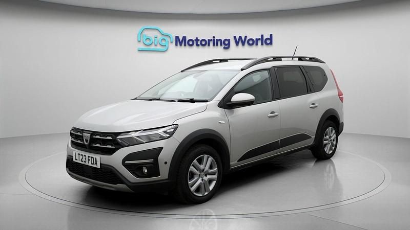 Used Dacia Jogger Comfort 110 HP (80 kW) 2022 Grey MPV