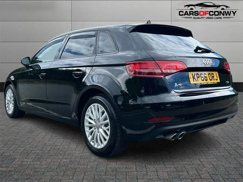 Used Audi A3 Sportback Design 150 HP (110 kW) 2016 Black Hatchback