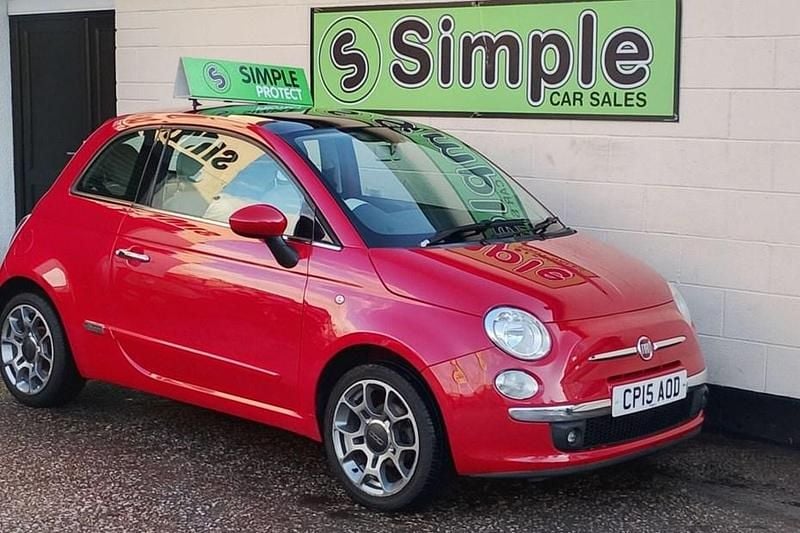 Red Used 2015 Fiat 500 Lounge Hatchback | £4,850 (Good price) - Image 1/1