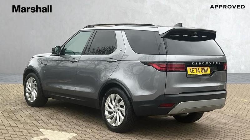Used Land Rover Discovery 5 S 350 HP (257 kW) 2024 Metallic  eiger grey SUV