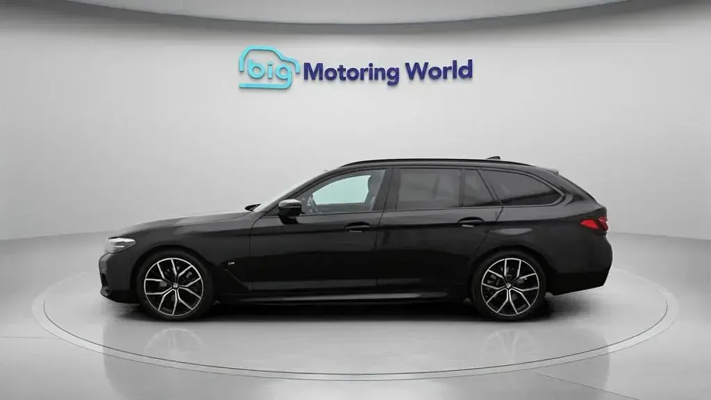 Used BMW 520 M Sport 184 HP (135 kW) 2023 Black Estate