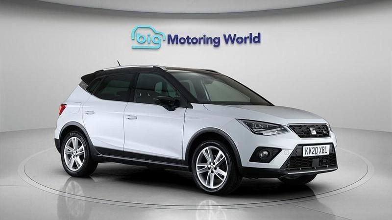 Used Seat Arona FR 115 HP (84 kW) 2020 White SUV