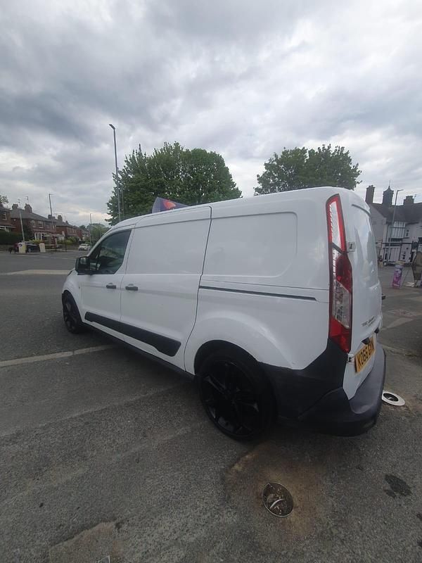 Begagnad Ford Transit Connect 120 HK (88 kW) 2017 Vit Minibuss
