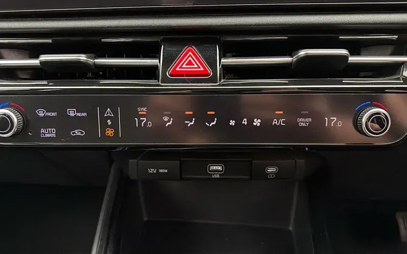 Used Kia e-Niro 150 kW (204 HP) 2024 Red SUV