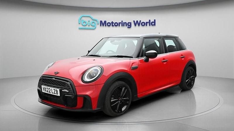Used Mini Cooper Hatch 136 HP (100 kW) 2022 Red Hatchback