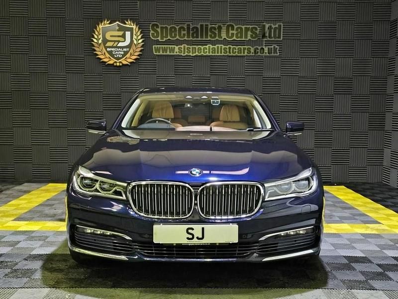 Used BMW 740 Comfort Edition 320 HP (235 kW) 2016 Blue Sedan