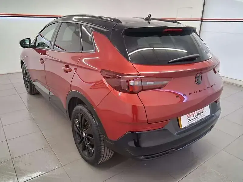 Used Vauxhall Grandland X GS Line 128 HP (94 kW) 2022 Red SUV