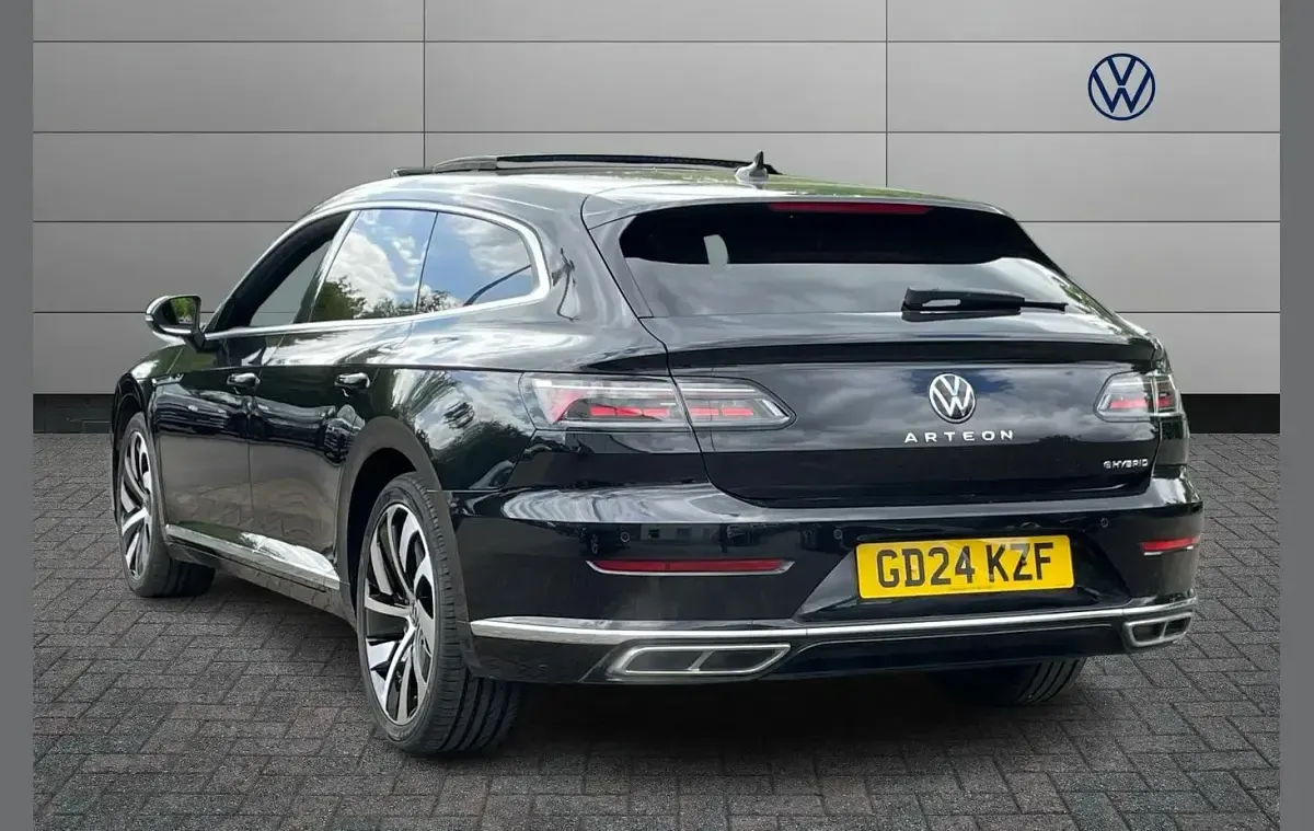 Used VW Arteon R-line 218 HP (160 kW) 2024 Black Estate