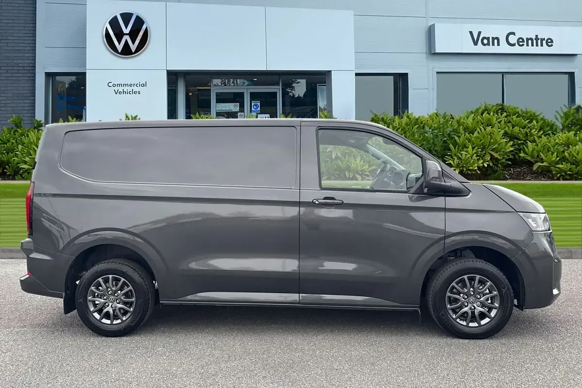 Novo VW Transporter Pro 150 HP (110 kW) 2025 Cinzento Van