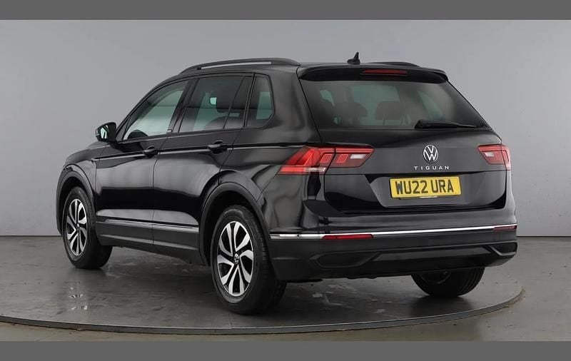 Used VW Tiguan Active 150 HP (110 kW) 2022 Black SUV