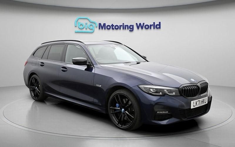 Used BMW 330e M Sport 292 HP (214 kW) 2021 Blue Estate