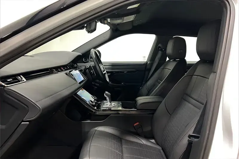 Used Land Rover Range Rover evoque HSE Dynamic 204 HP (150 kW) 2021 White SUV