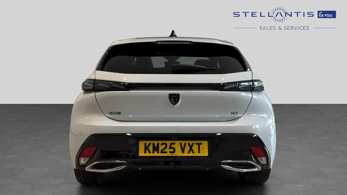 Used Peugeot 308 GT 134 HP (98 kW) 2025 White Hatchback