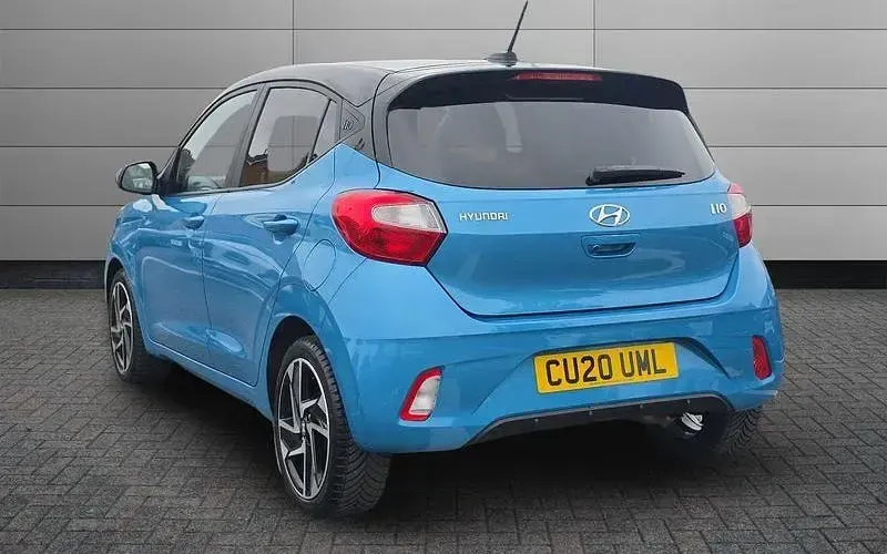 Used Hyundai i10 Premium 67 HP (49 kW) 2023 Hatchback