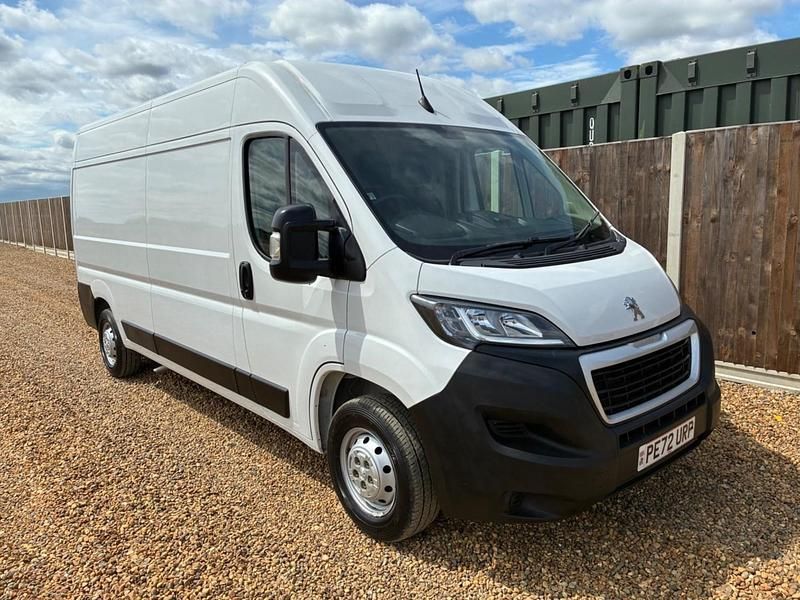 White Used 2023 Peugeot Boxer Van | £11,495 (Super price) - Image 1/4