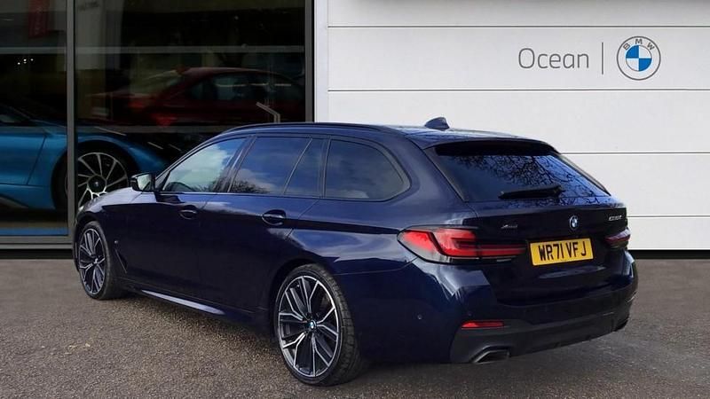 Used BMW 520 M Sport 187 HP (137 kW) 2022 Blue Estate