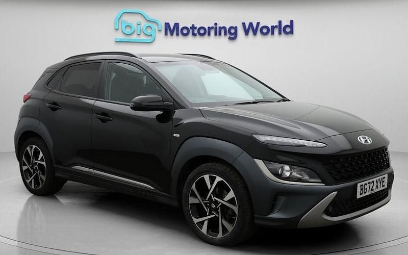 Black Used 2022 Hyundai Kona Premium SUV | £14,200 (Fair price) - Image 1/4