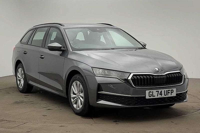 Graphite grey metallic Used 2024 Skoda Octavia SE Technology Estate | £21,995 (Fair price) - Image 1/4