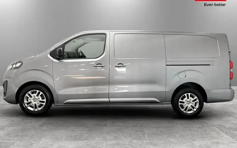 Used Vauxhall Vivaro Sportive 145 HP (106 kW) 2022 Grey MPV