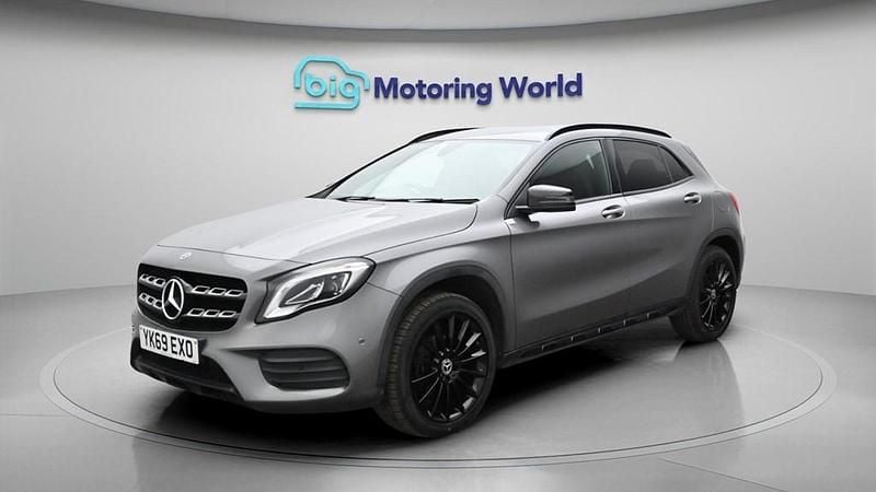 Used Mercedes GLA180 AMG line 122 HP (89 kW) 2019 Grey SUV