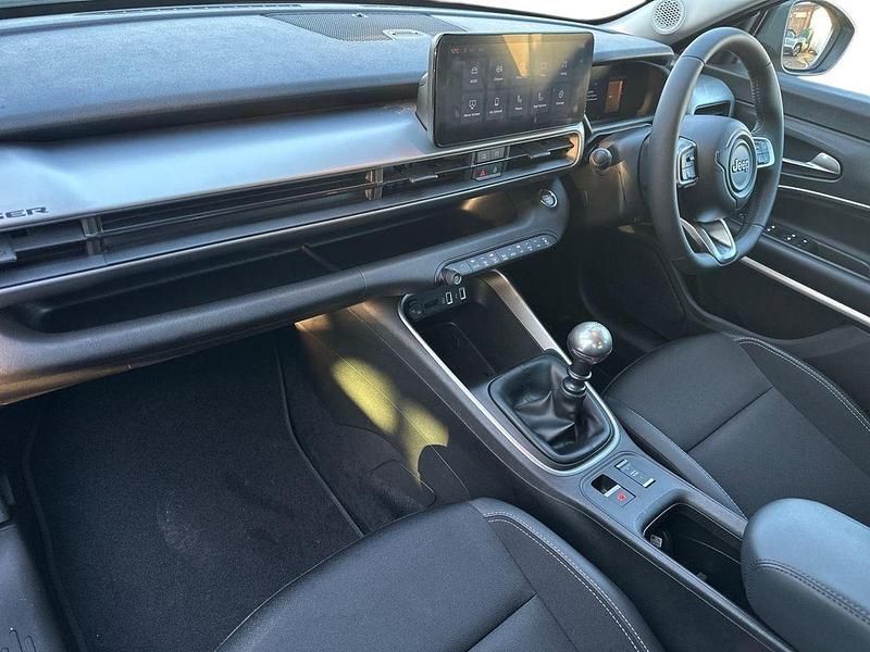 Used Jeep Avenger Summit 100 HP (73 kW) 2025 Other SUV